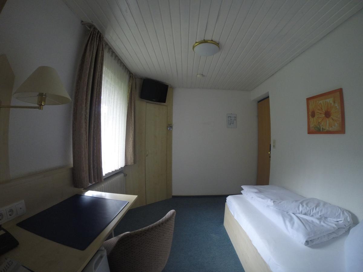 Oberndorf am Neckar Hotel Wasserfall Garni מראה חיצוני תמונה