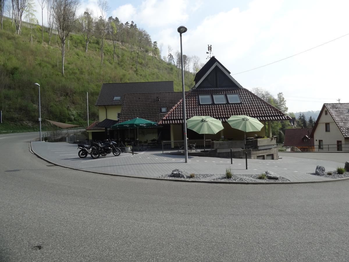 Oberndorf am Neckar Hotel Wasserfall Garni מראה חיצוני תמונה