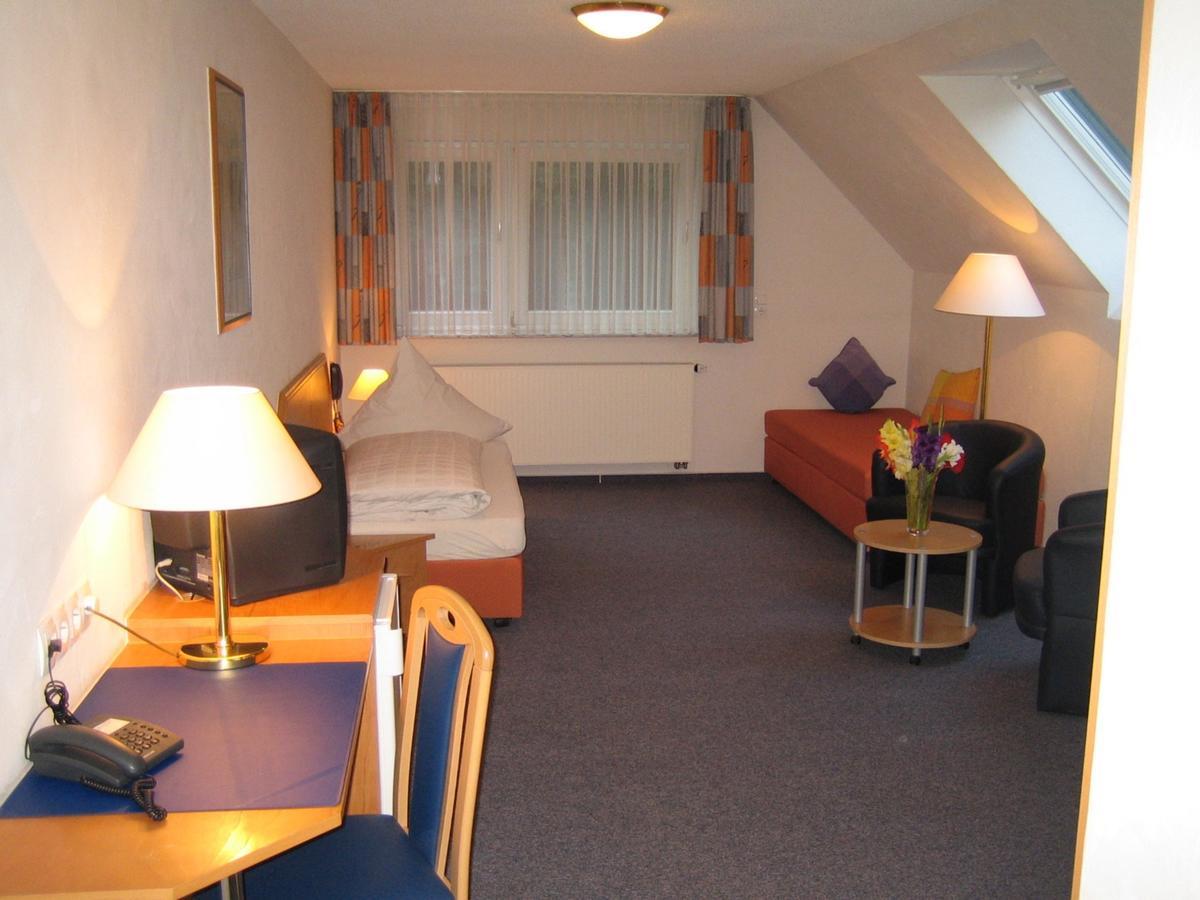 Oberndorf am Neckar Hotel Wasserfall Garni מראה חיצוני תמונה