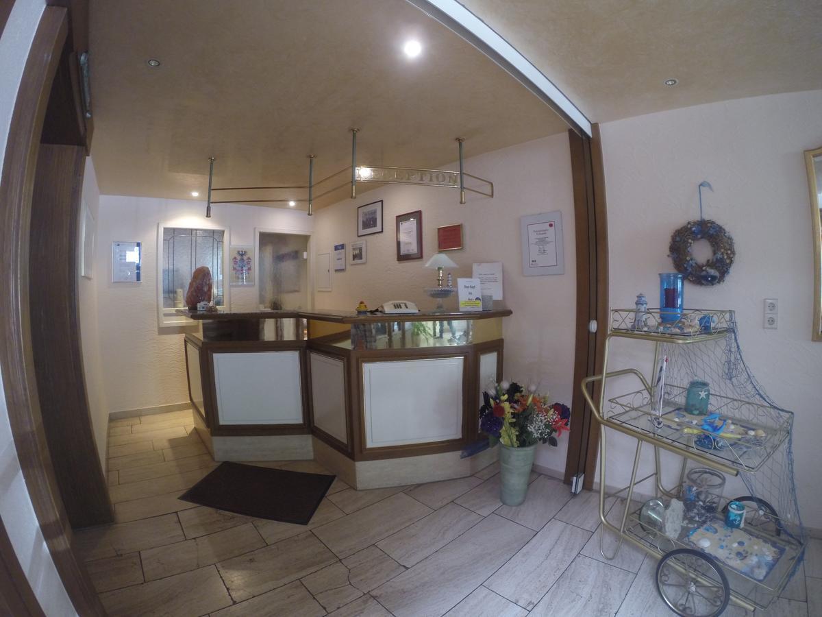 Oberndorf am Neckar Hotel Wasserfall Garni מראה חיצוני תמונה